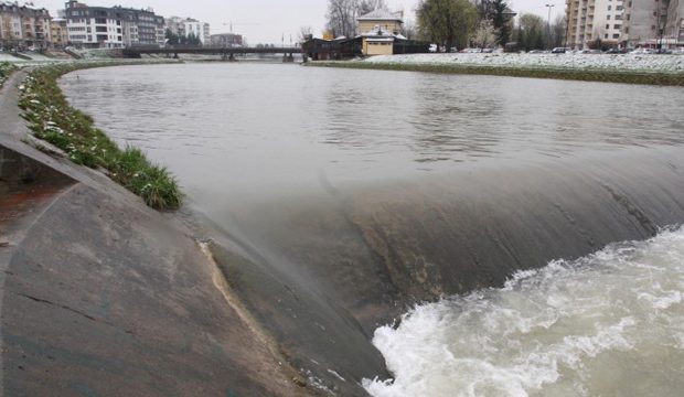 ZBOG PADAVINA MOGUĆE IZLIJEVANJE RIJEKA Radio Velkaton Radio Velkaton